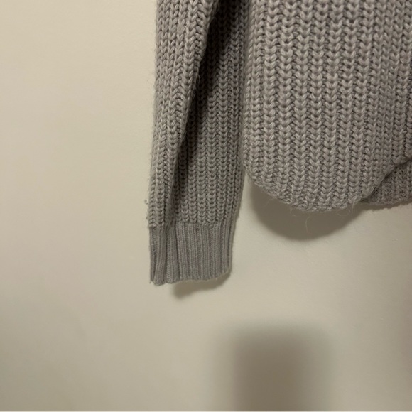 DEX GREY SWEATER WITH SCALLOPED EDGE SIZE US XS - Picture 3 of 7
